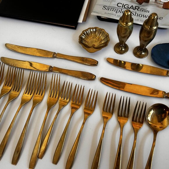 Neiman Marcus Dorling Golden Autumn Symphony Exclusive (Goldware) Set - Picture 2 of 11